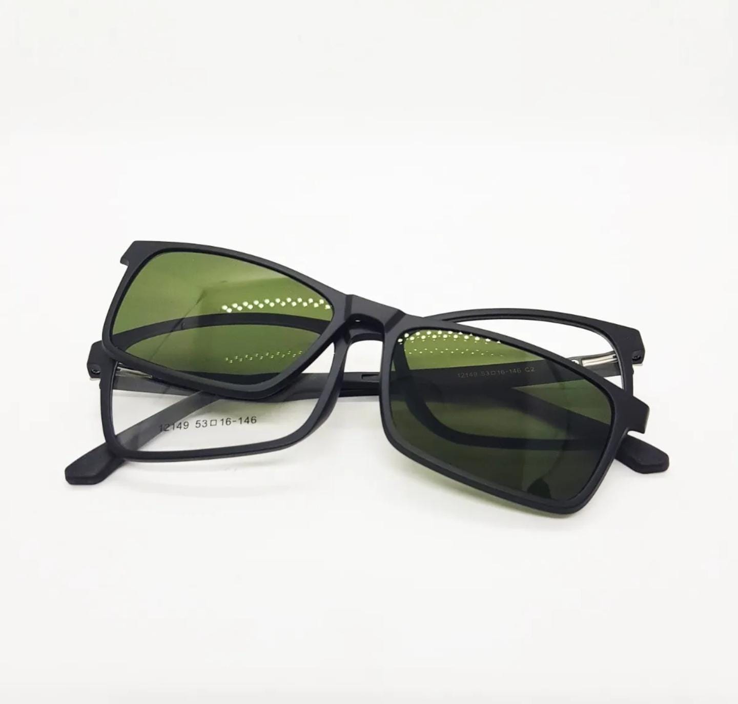 Visión Total 6-en-1 – ¡Unas gafas, todas las soluciones! Protección, estilo y comodidad en un solo accesorio.